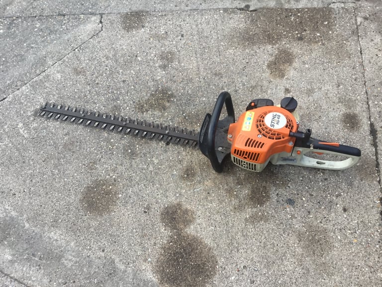 Stihl HS45 Petrol Hedge Trimmer 