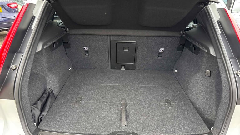  Volvo XC40 2.0 B4P Inscription 5dr AWD Auto Estate Petrol Automatic