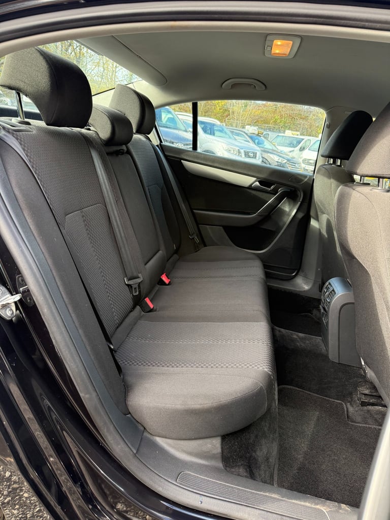 2014 Volkswagen Passat 2.0 TDI Bluemotion Tech S 4dr DSG, No VAT SALOON Diesel Automatic