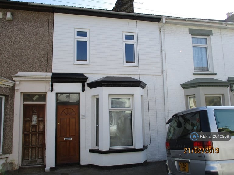 image for 4 bedroom house in Invicta Road, Sheerness, ME12 (4 bed) (#2640939)