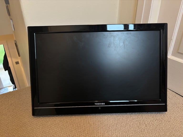 image for Toshiba TV and DVD player, 22inch