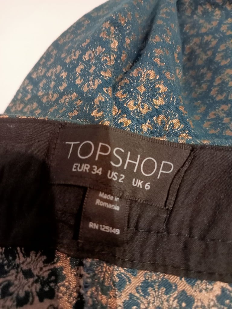 Ladies trousers  size 6- 8