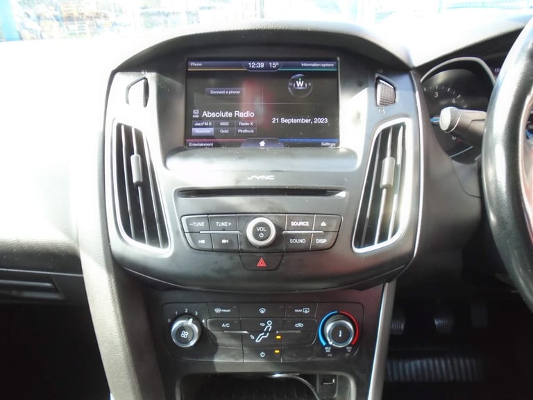 2016 Ford Focus 1.5 TDCi Zetec Euro 6 (s/s) 5dr Diesel