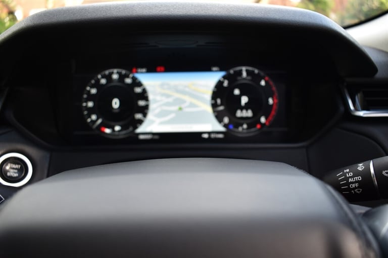 2017 Land Rover Range Rover Velar HSE+MEGA SPECIFICATION!!! Estate Diesel Automatic