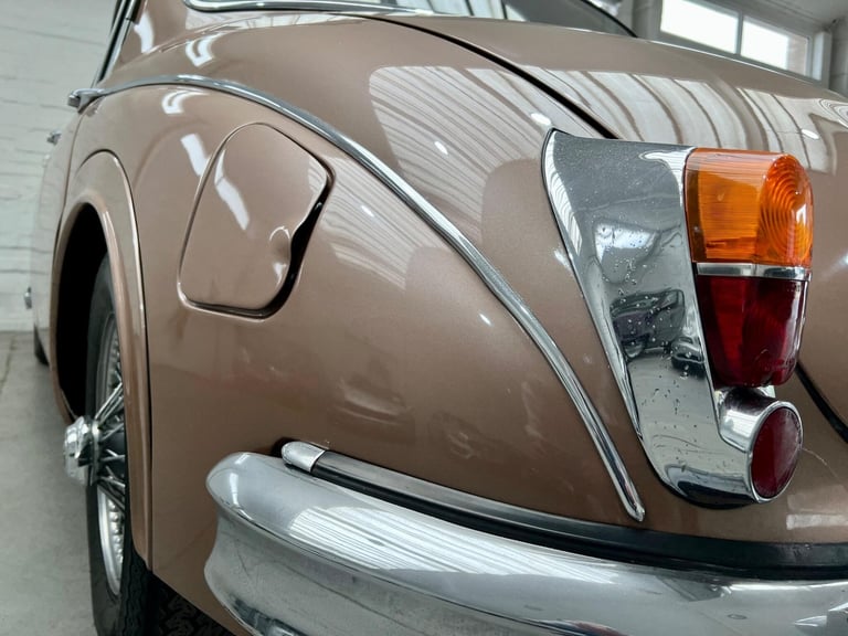 1965 Daimler V8 Petrol Automatic
