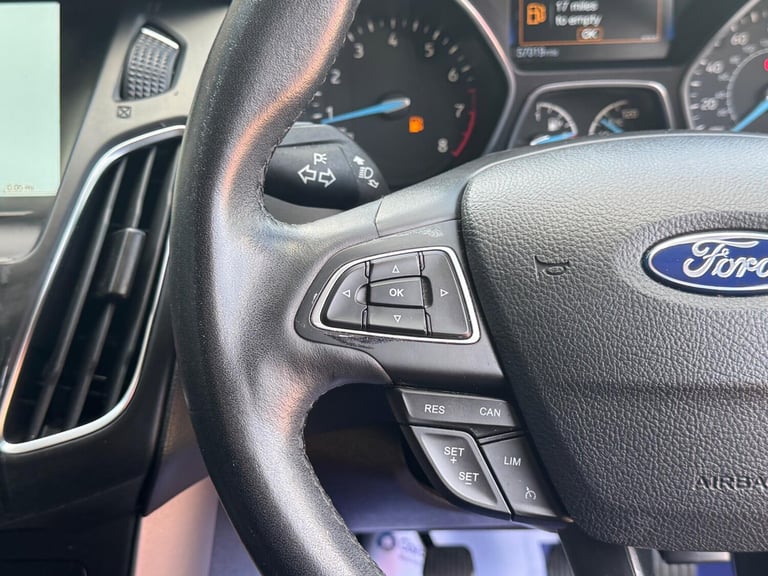 2018 Ford Focus 1.0T EcoBoost Zetec Edition Euro 6 (s/s) 5dr HATCHBACK Petrol Manual