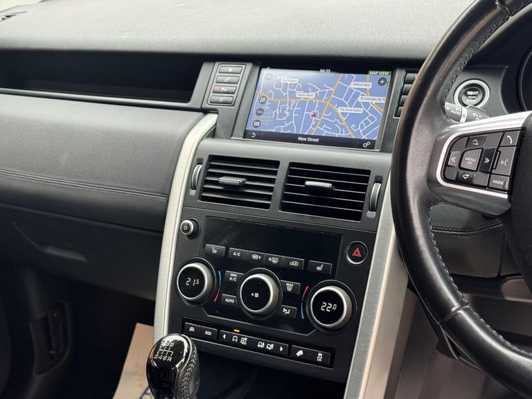 2017 Land Rover Discovery Sport 2.0 TD4 SE Tech 4WD Euro 6 (s/s) 5dr ESTATE Diesel Manual