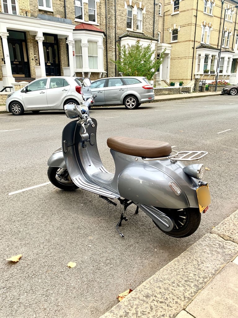 Sakura S50 Electric Moped - BEST CONDITION YOU WILL SEE AT THIS PRICE