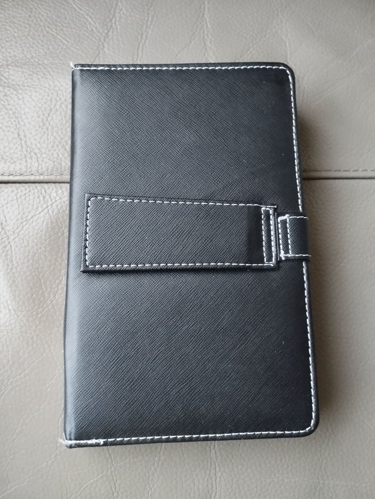 10” Tablet Keyboard case with USB & Built in Stand NEW