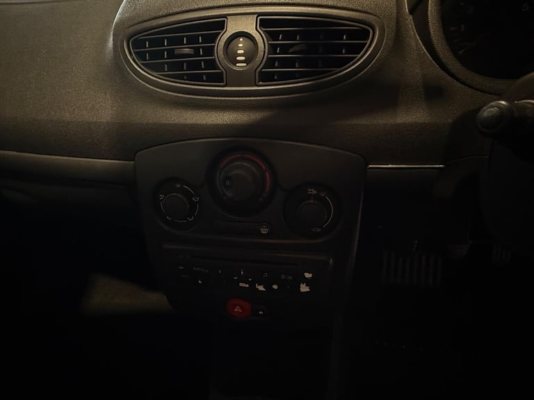 2010 Renault Clio 1.2 Extreme Euro 5 3dr HATCHBACK Petrol Manual