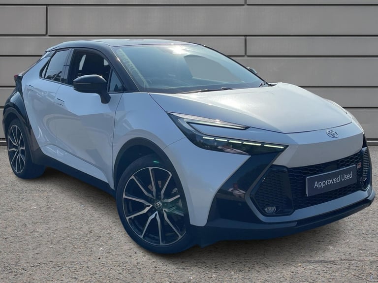 image for 2024 Toyota C-HR 2.0 PHEV GR Sport 5dr CVT HATCHBACK PETROL/ELECTRIC Automatic
