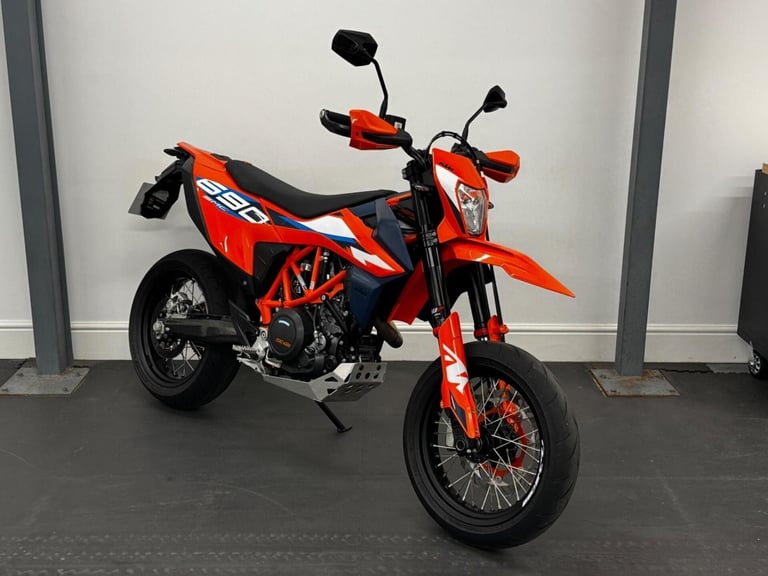 2024 "24" KTM SMC R 690 X-RING (WOW ONLY 2800 MILES)