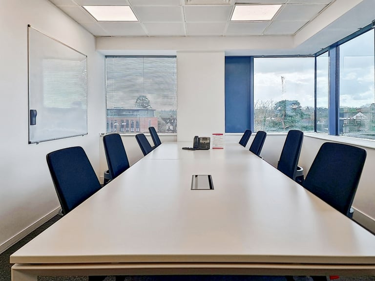 Crawley - RH10 1JH, Rent a Day Office at Station Way - Pinnacle
