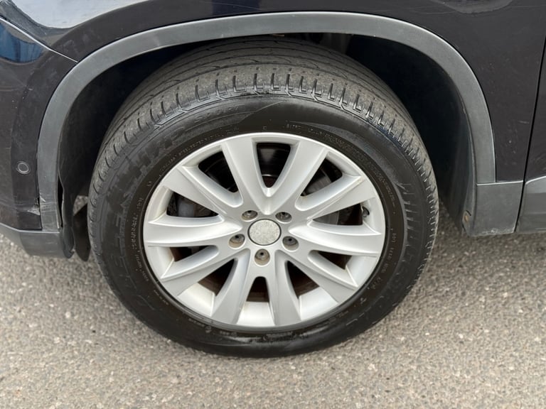 2011 Volkswagen Tiguan 2.0 TDi Match 5dr DSG Automatic 4Motion 4WD 4x4 Diesel ESTATE Diesel Autom...