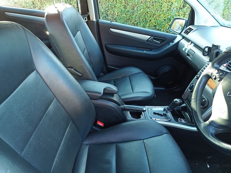 Audi, A4, Estate, 2009, Manual, 1968 (cc), 5 doors