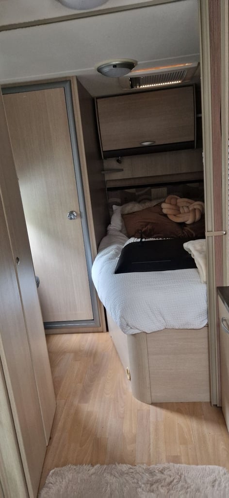 2010 swift coastline 4 berth