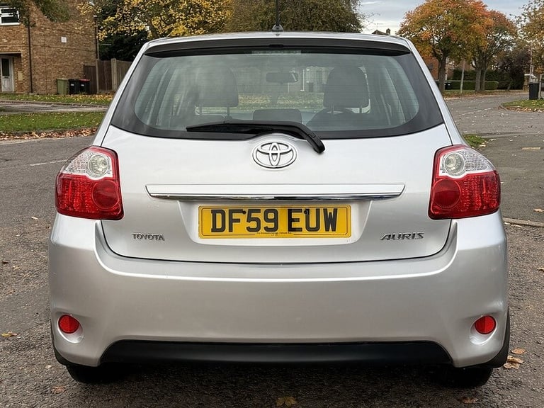 2010 Toyota Auris VVT-i T2 Hatchback Petrol Manual
