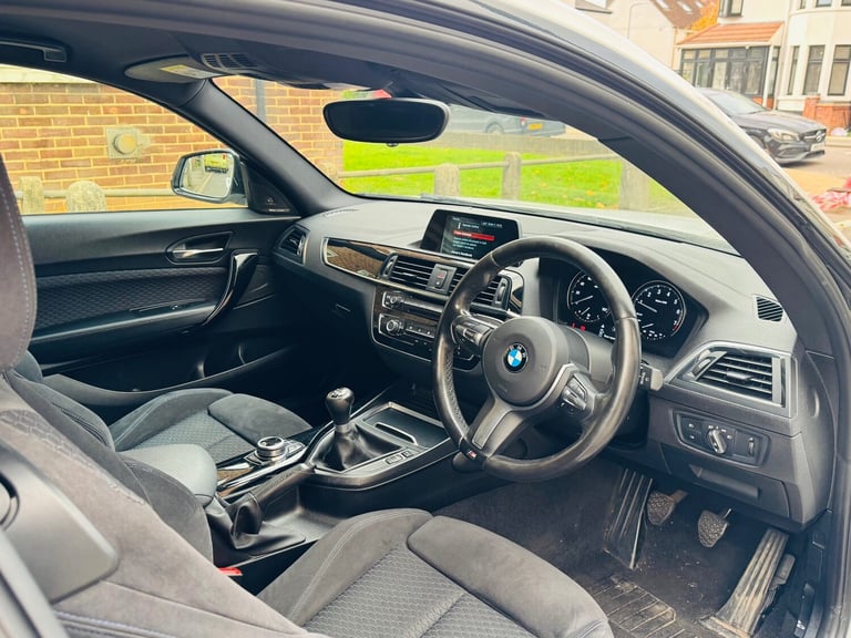 2017 BMW 1 Series 118i [1.5] M Sport Shadow Edition 3dr HATCHBACK Petrol Manual