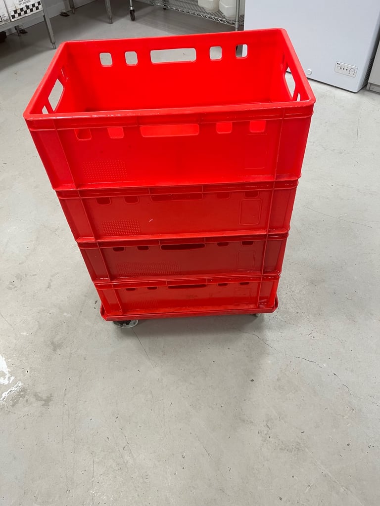 Food grade crates