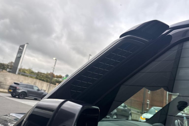 2021 Land Rover Defender 110 3.0 D250 MHEV S Hard Top SUV 5dr Diesel Auto 4WD MWB Euro 6 (s/s) (2...