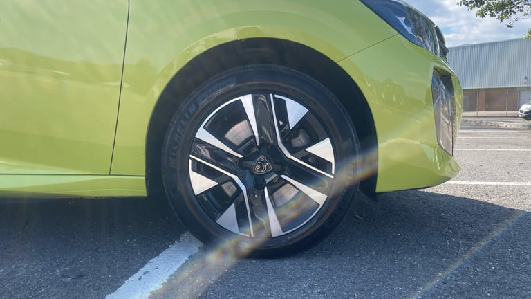 2024 Peugeot 208 50kWh E-Style Auto 5dr (7.4kW Charger) Hatchback Electric Automatic