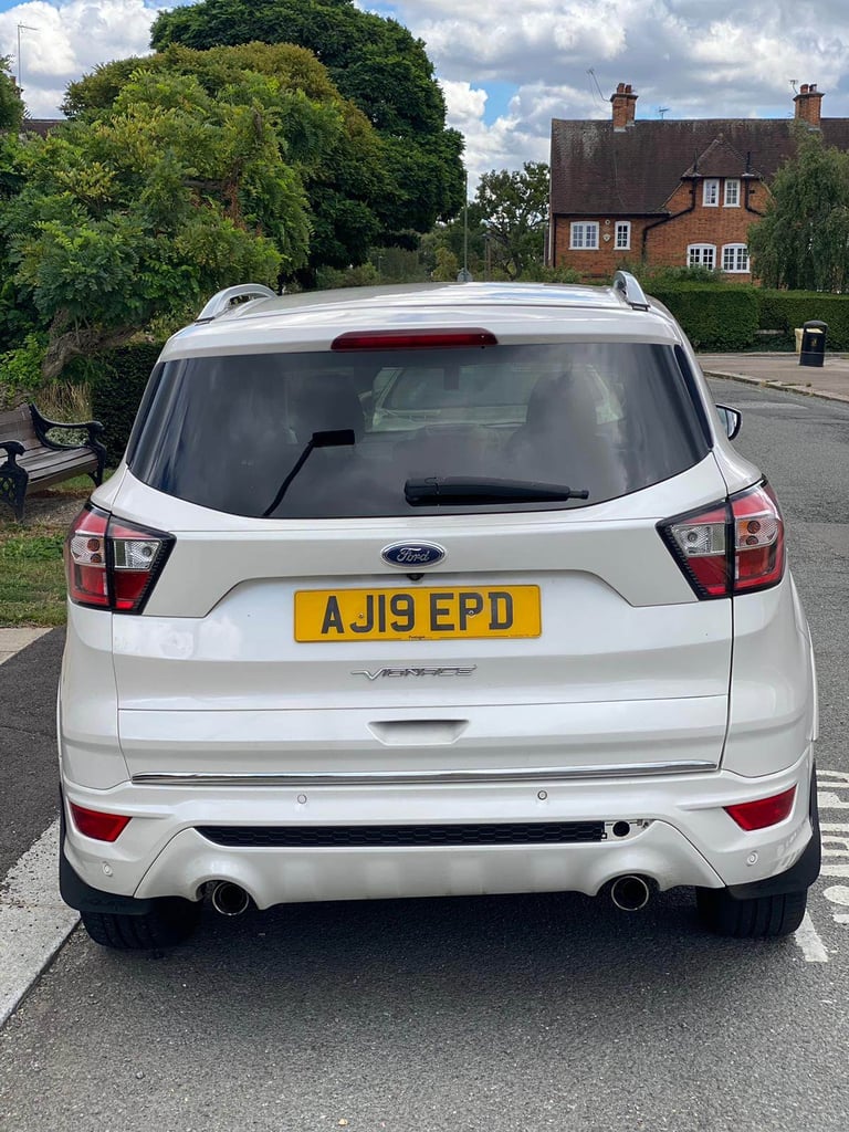Ford, KUGA VIGNALE, Hatchback, 2019 mileage 50000