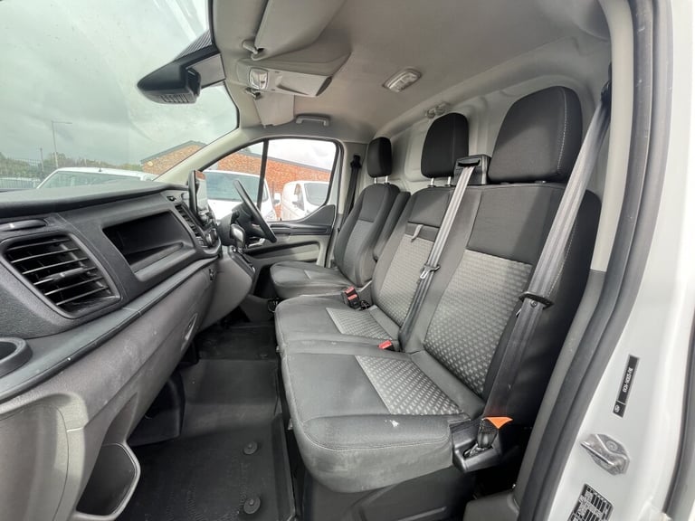 2019 Ford Transit Custom 2.0 EcoBlue 130ps Low Roof Trend Van Auto PANEL VAN DIESEL Automatic