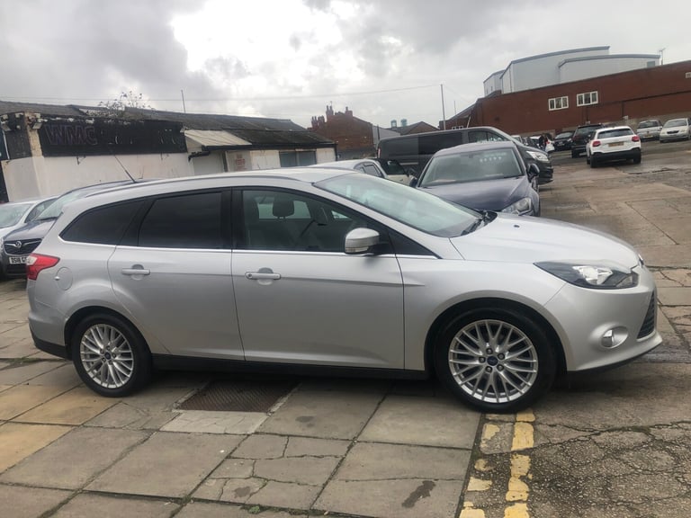 2014 Ford Focus 1.6 TDCi 115 Zetec Navigator 5dr ESTATE Diesel Manual