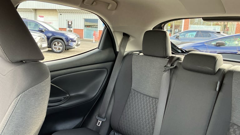 2023 Toyota Yaris 1.5 Hybrid Design 5dr CVT Hybrid Hatchback Hatchback Hybrid Automatic