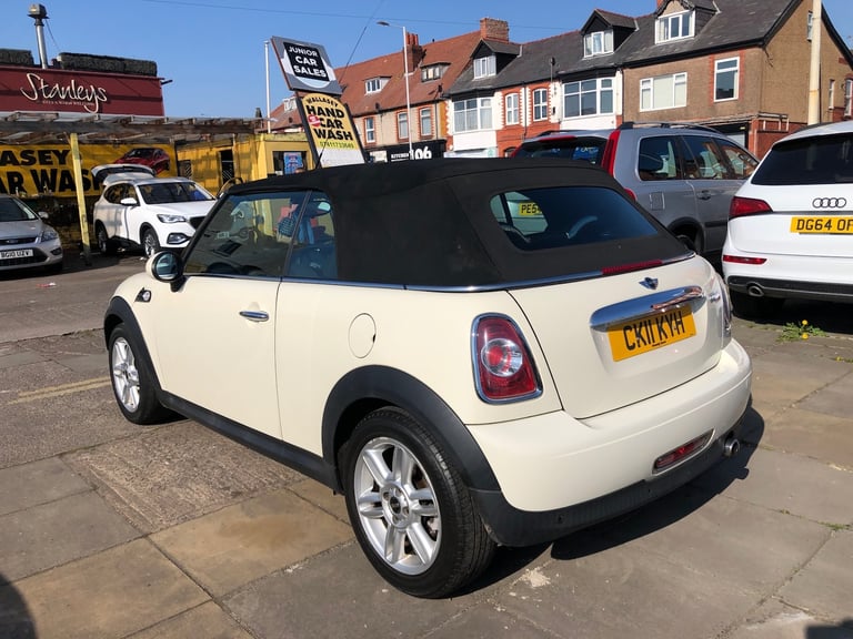 2011 MINI Convertible 1.6 Cooper [122] 2dr CONVERTIBLE Petrol Manual