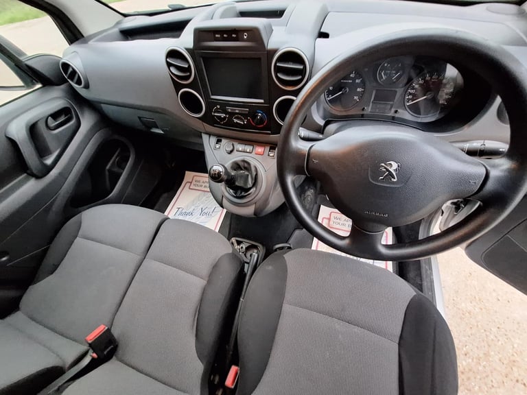 2017 Peugeot Partner 1.6 BlueHDi 651 Professional Panel Van 5dr Diesel Manual L1 (112 g/km, 73.9 ...
