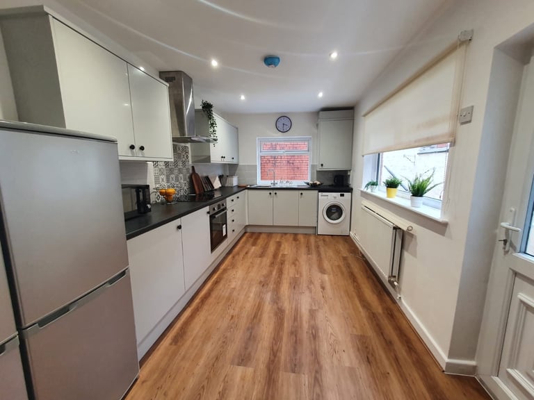 For rent single room in Wigan for £475