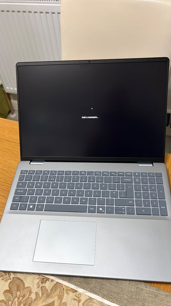 Dell Inspiron 16 5640 Laptop 16gb 1TB SSD Warranty Immaculate Condition 