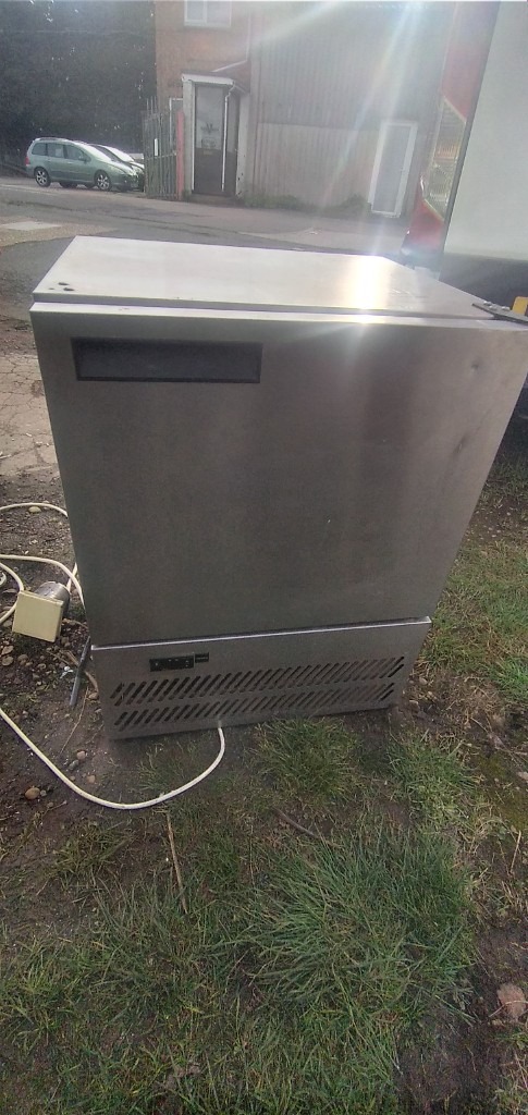 Catering equipment commercial refrigeration trailer restaurant kitchen items 