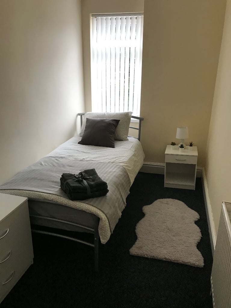 Supported Accommodation Rooms - Homeless, DSS - Low Rent - No Deposit - To Let - Temporary Ref 206