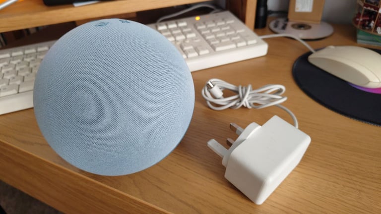 Amazon Alexa speaker Light Blue - perfect working order and condition.