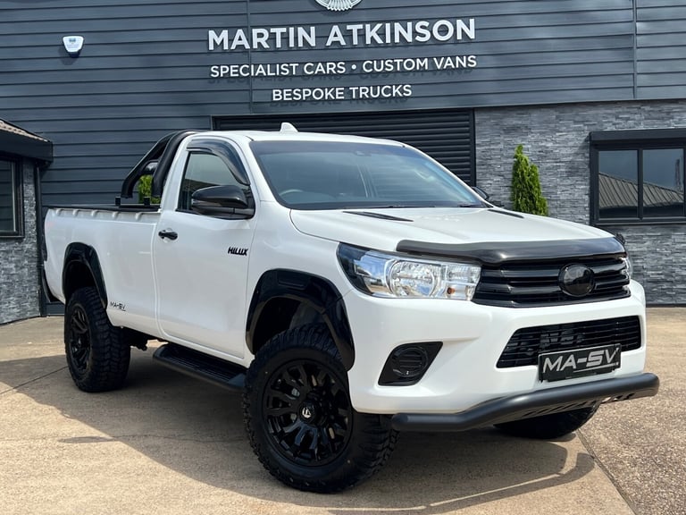  Toyota Hilux MA-SV Edition Single Cab Active Pick Up 2.8 D-4D Pick-up  Diesel Manual