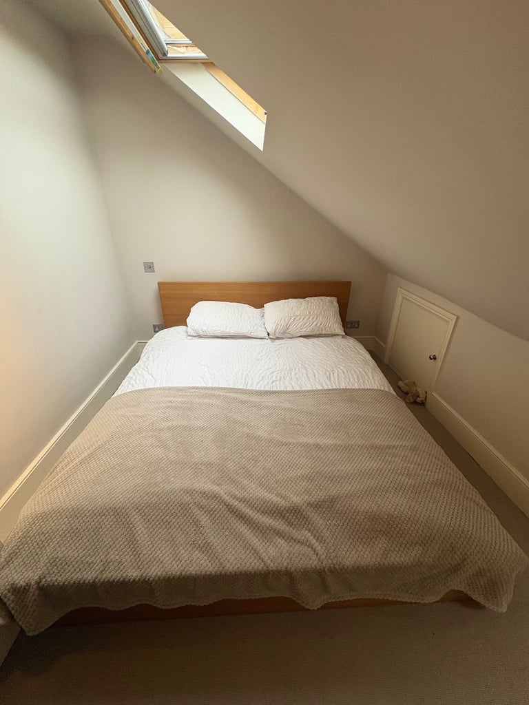 Double bed & mattress for sale - great condition! 