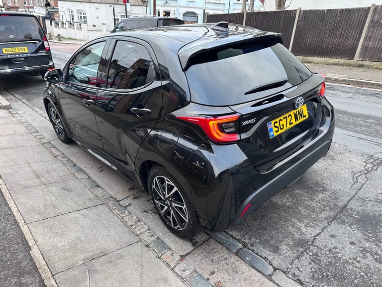 2022 Toyota Yaris 1.5 Hybrid Design 5dr CVT HATCHBACK Petrol/Electric Hybrid Automatic