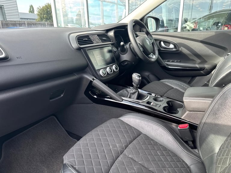 2020 Renault Kadjar 1.5 Blue dCi Iconic 5dr Hatchback Diesel Manual