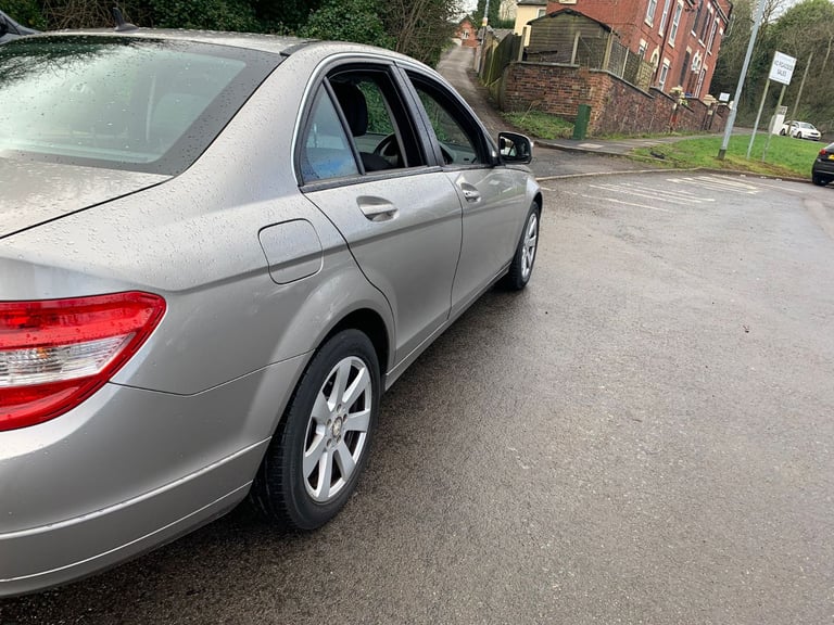 Mercedes-Benz C180 SE Kompressor 1.8L Petrol!