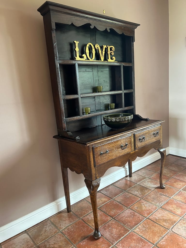 Beautiful Oak Dresser