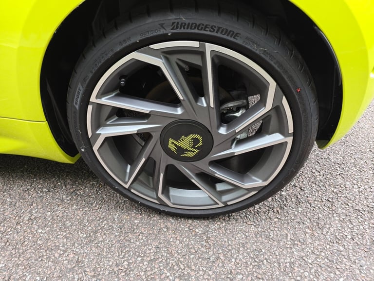 2024 Abarth 500 114kW Turismo 42.2kWh 3dr Auto Hatchback Electric Automatic