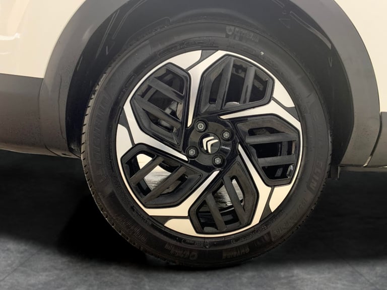 2023 Citroen C4 1.2 PureTech Shine Fastback 4dr Petrol EAT8 Euro 6 (s/s) (130 ps) - NAV - B Suv P...
