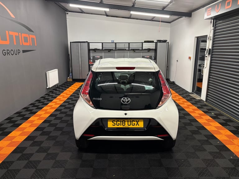2018 Toyota AYGO 1.0 VVT-i X-Play 5dr HATCHBACK Petrol Manual