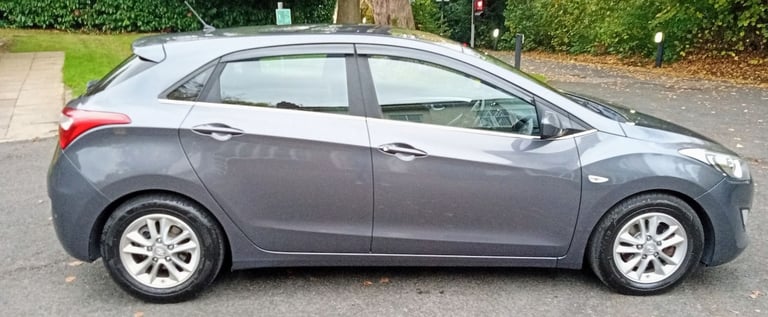 2016 Hyundai i30 1.6 CRDi Blue Drive SE 5dr HATCHBACK Diesel Manual