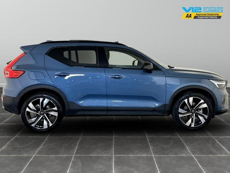 2023 Volvo XC40 2.0 B4 MHEV Ultimate DCT Auto Euro 6 (s/s) 5dr Automatic SUV Hybrid Automatic
