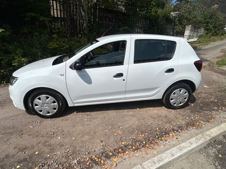 2017 Dacia Sandero 1.0 SCe Ambiance 5dr HATCHBACK Petrol Manual