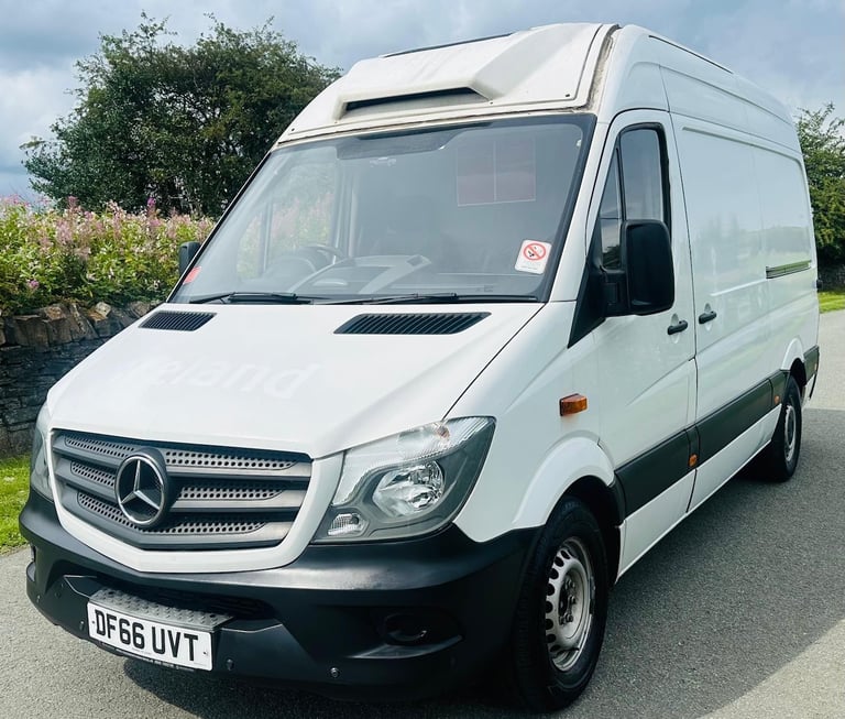 2016 Mercedes-Benz Sprinter 3.5t BlueEFFICIENCY Van PANEL VAN Diesel Manual