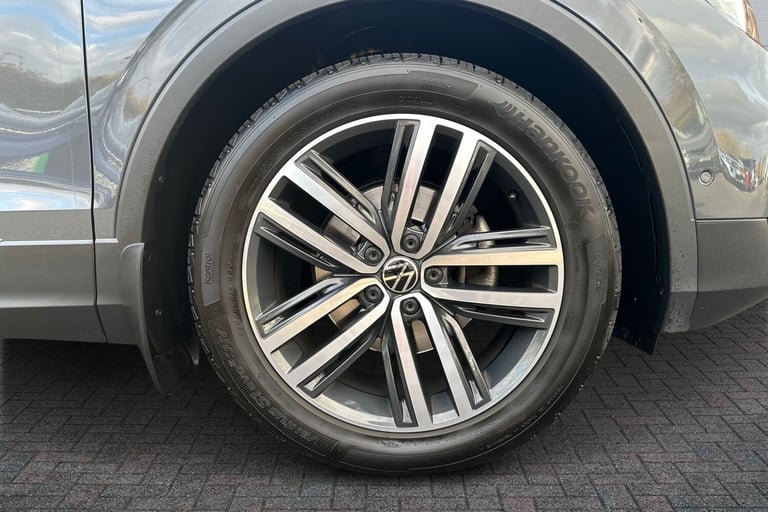 2020 Volkswagen Tiguan 2.0 TDI Elegance 5dr DSG SUV Diesel Automatic